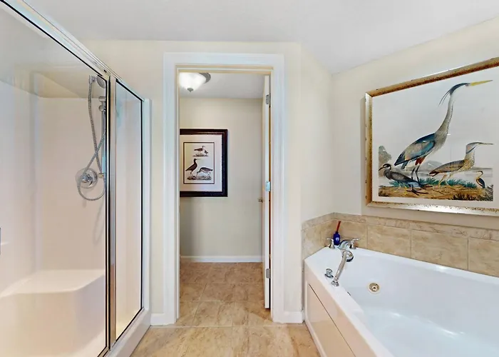 The Colonnades 1401 Gulf Shores