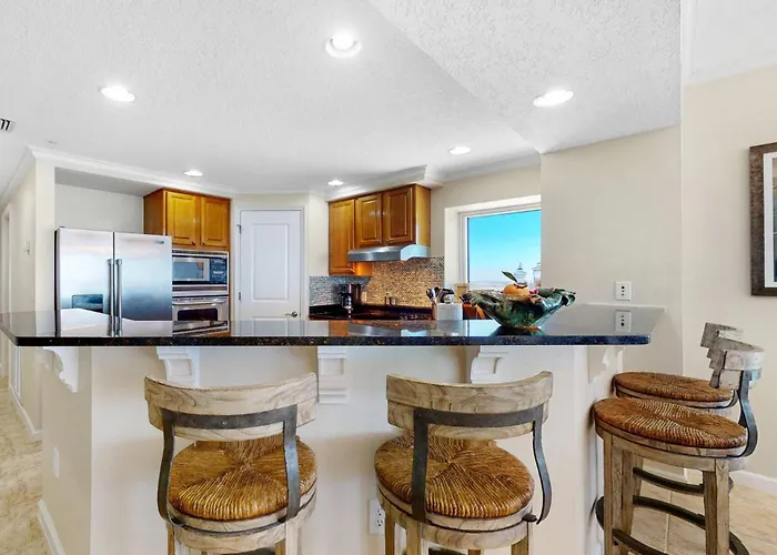 The Colonnades 1401 Holiday home